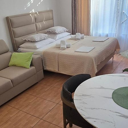 Apartmani Katarina Makarská Exteriér fotografie